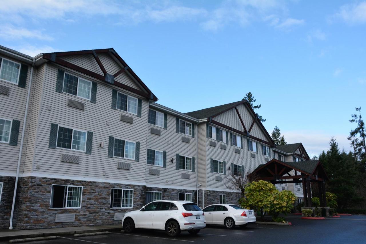 Fairbridge Inn & Suites Dupont Exterior photo